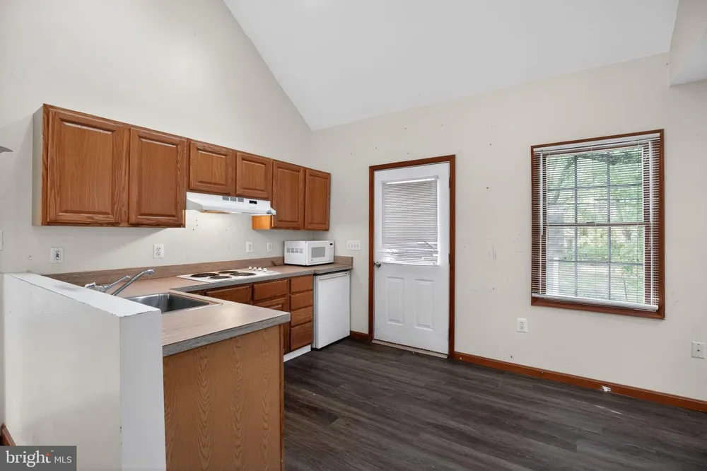 507 CHESTNUT COURT La Plata, MD 20646