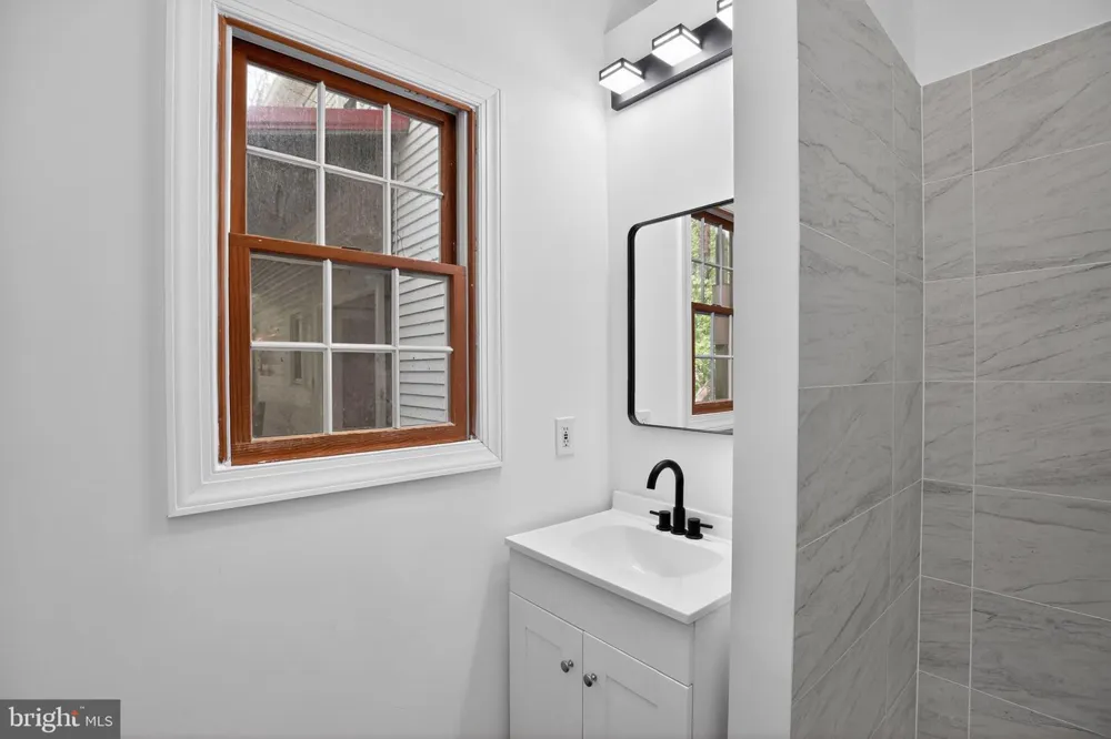 507 CHESTNUT COURT La Plata, MD 20646