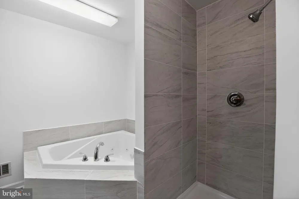 507 CHESTNUT COURT La Plata, MD 20646