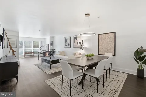 3179 SUMMIT SQUARE DRIVE #2-A2