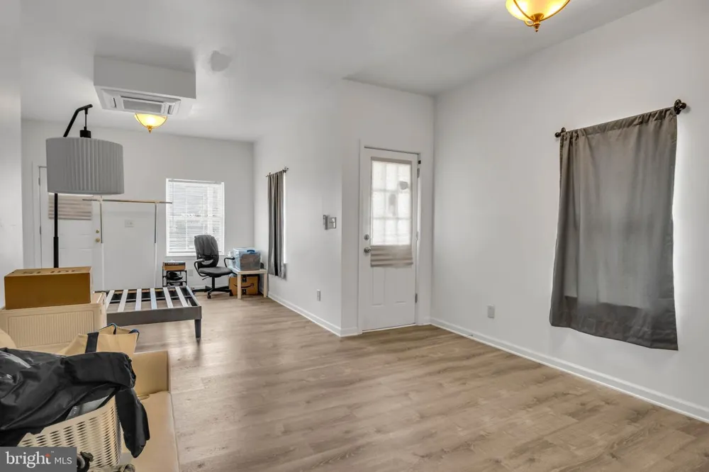 125 E EMAUS STREET Middletown, PA 17057