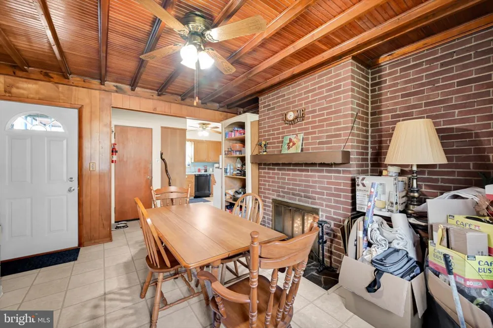 5109 RIDGEVIEW DRIVE Harrisburg, PA 17112