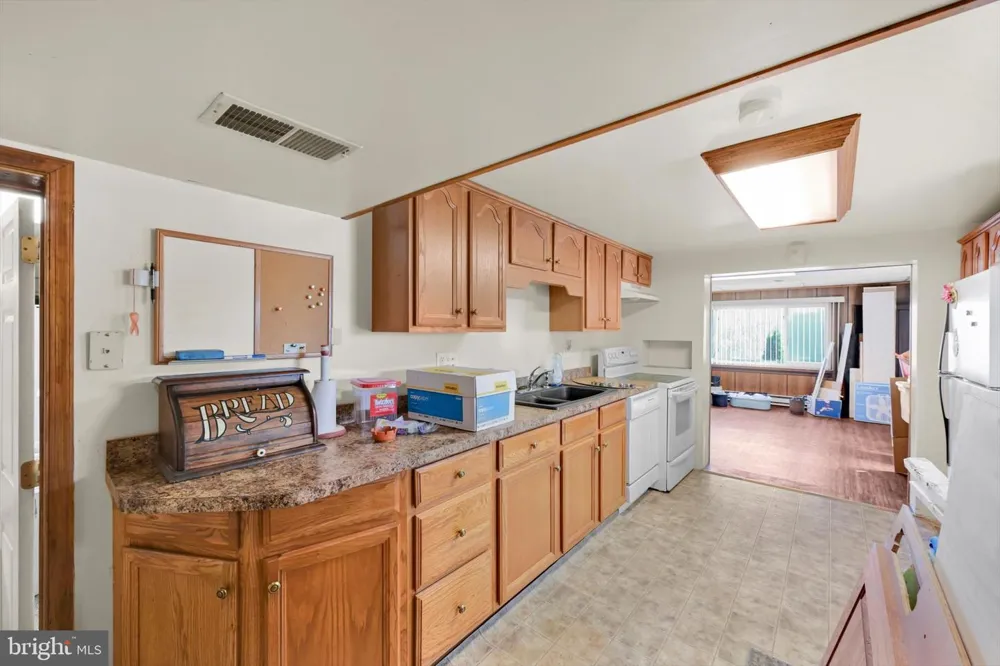 5109 RIDGEVIEW DRIVE Harrisburg, PA 17112