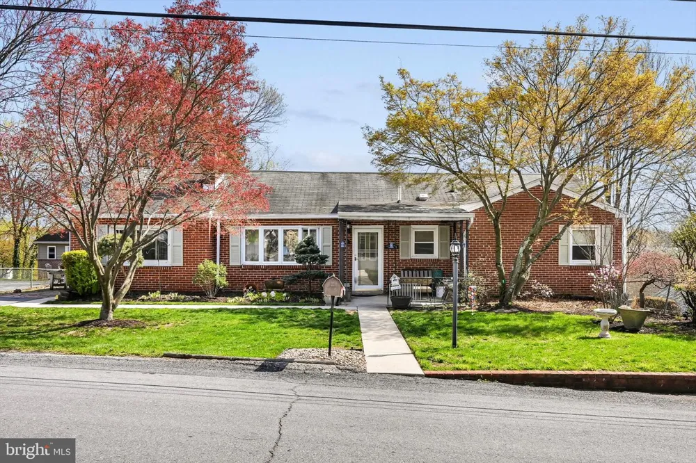5109 RIDGEVIEW DRIVE Harrisburg, PA 17112
