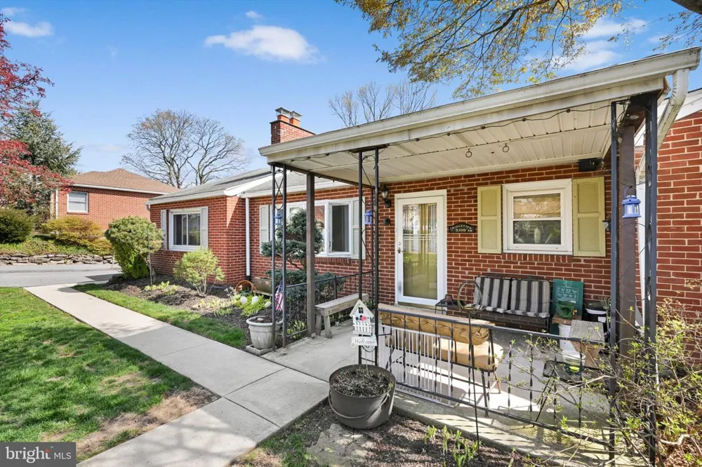 5109 RIDGEVIEW DRIVE Harrisburg, PA 17112