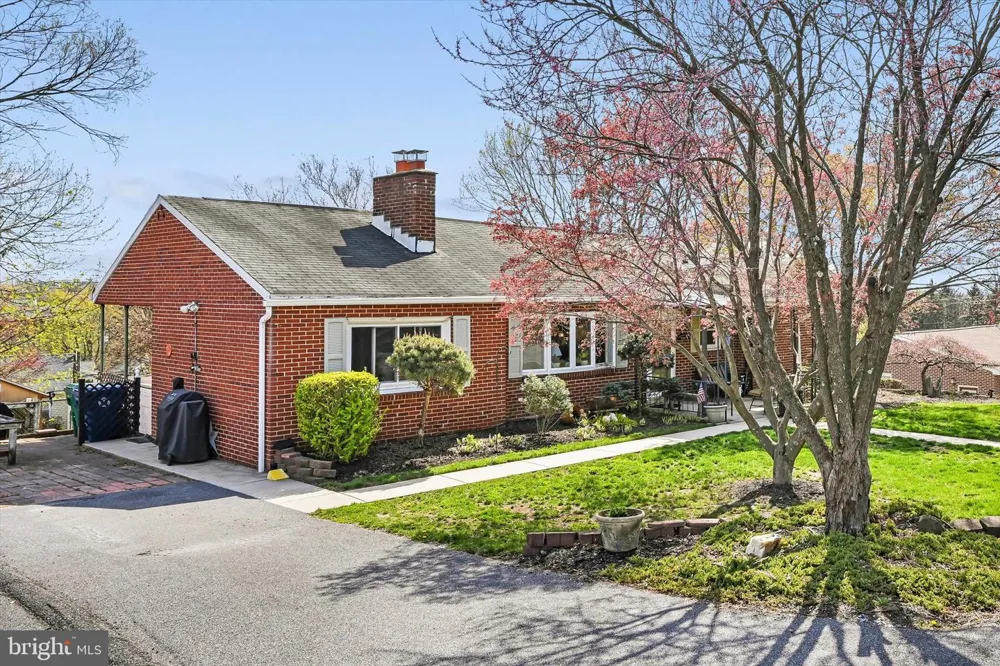 5109 RIDGEVIEW DRIVE Harrisburg, PA 17112