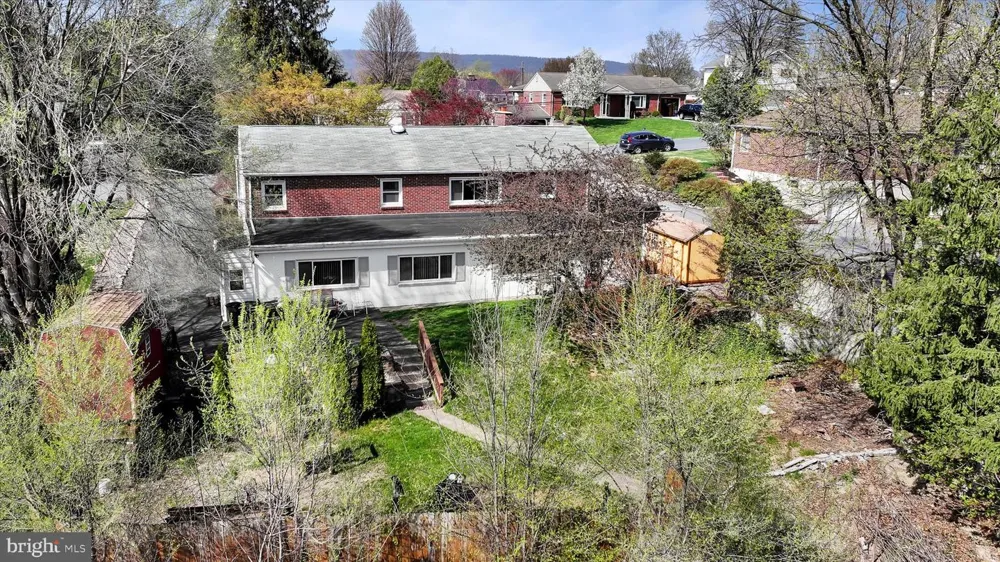 5109 RIDGEVIEW DRIVE Harrisburg, PA 17112