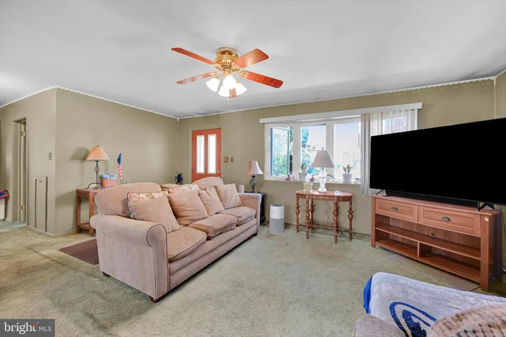 5109 RIDGEVIEW DRIVE Harrisburg, PA 17112