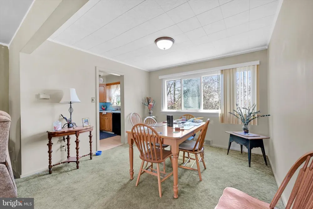 5109 RIDGEVIEW DRIVE Harrisburg, PA 17112