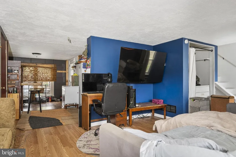 102 PASCHALL MILL ROAD West Grove, PA 19390
