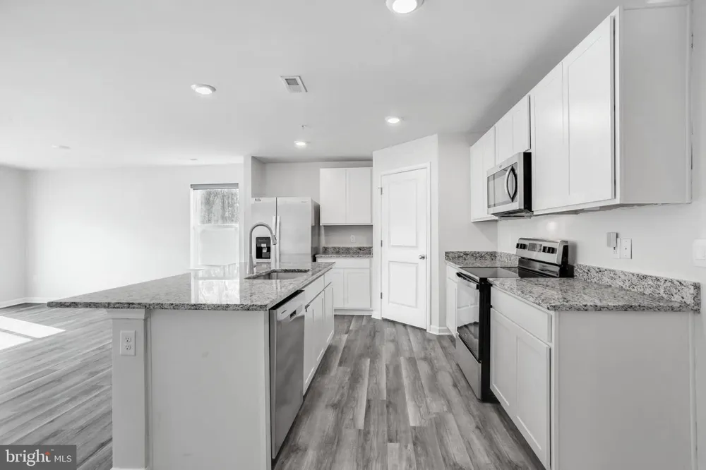 291 FOREST EDGE AVE La Plata, MD 20646