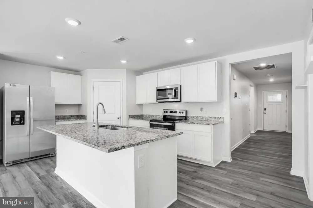 291 FOREST EDGE AVE La Plata, MD 20646