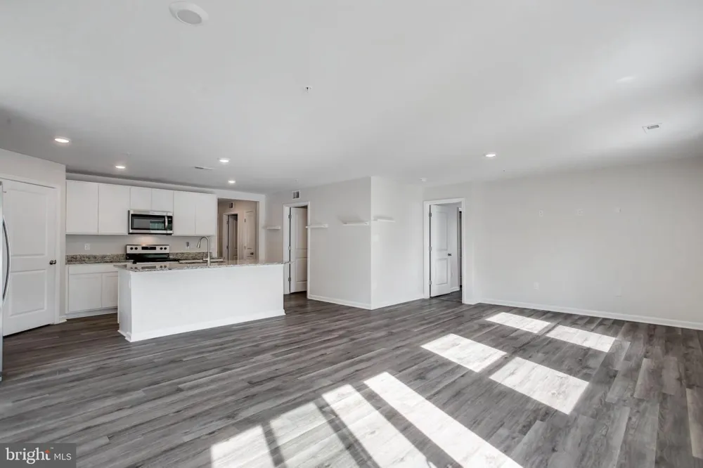 291 FOREST EDGE AVE La Plata, MD 20646