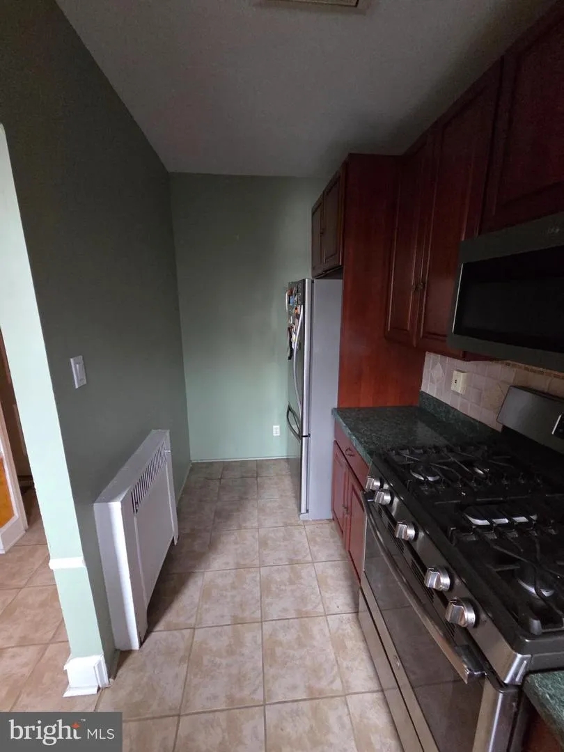1633 CONLYN STREET Philadelphia, PA 19141