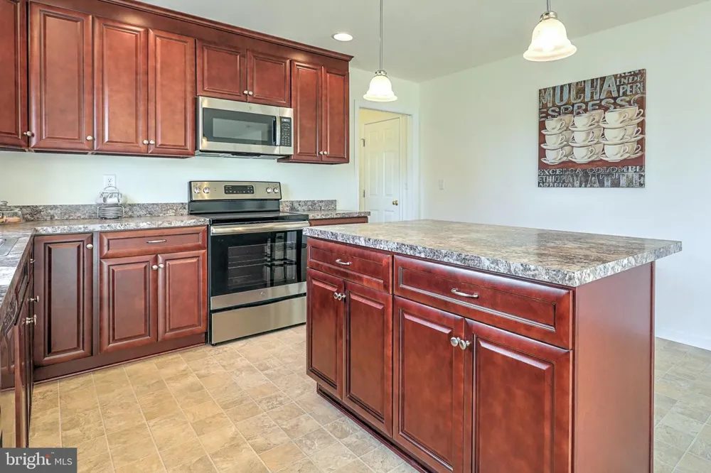 322 VALLEY VIEW CIRCLE #138 York, PA 17408