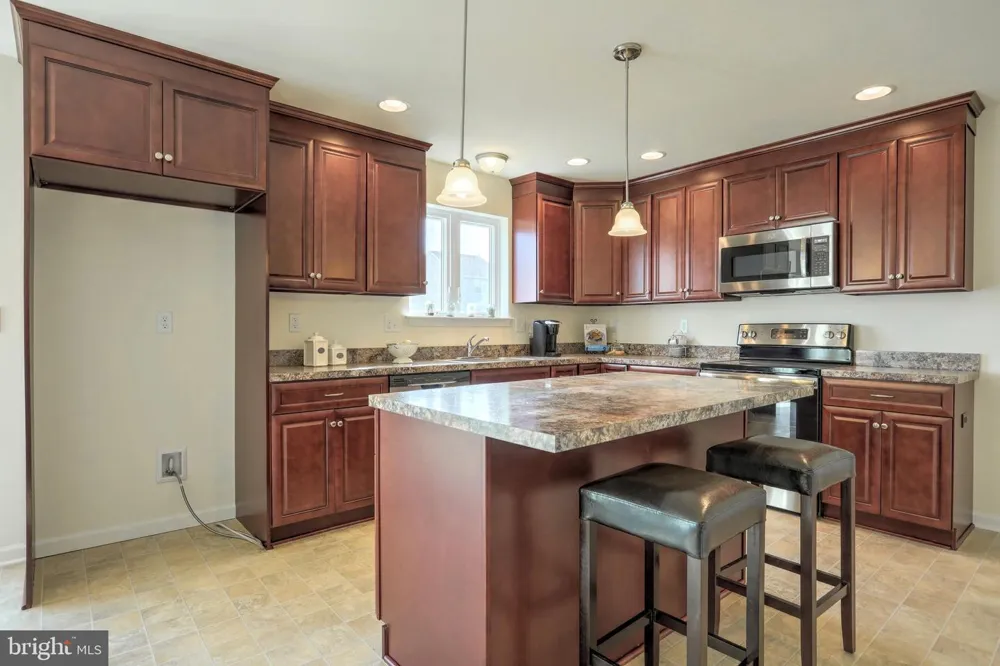 322 VALLEY VIEW CIRCLE #138 York, PA 17408