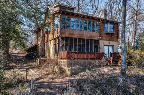 97 OVERLOOK LANE