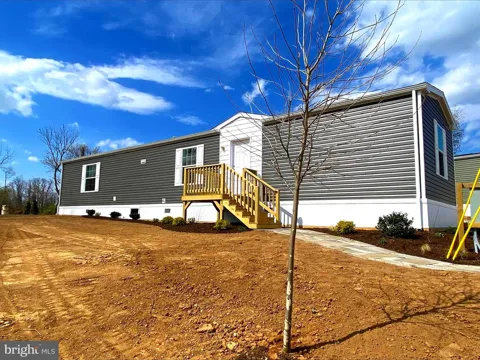 2140 HORSESHOE PARK