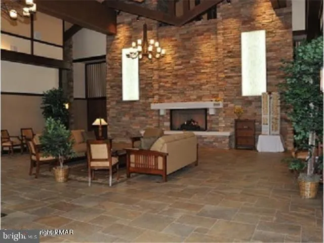 7648 LAKE SHORE DRIVE Pocono Lake, PA 18347
