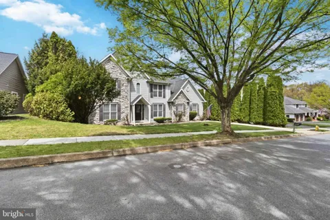 1221 JILL DRIVE