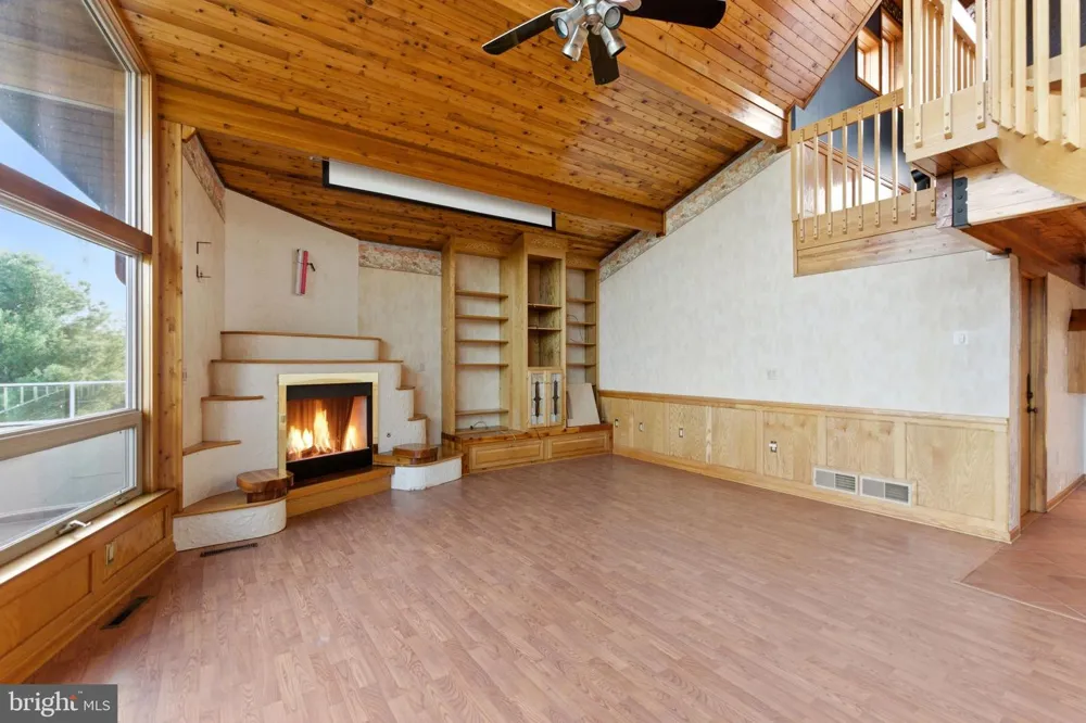 2 DIGIT LANE Bunker Hill, WV 25413
