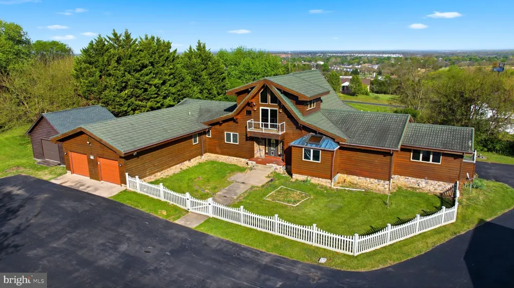 2 DIGIT LANE Bunker Hill, WV 25413