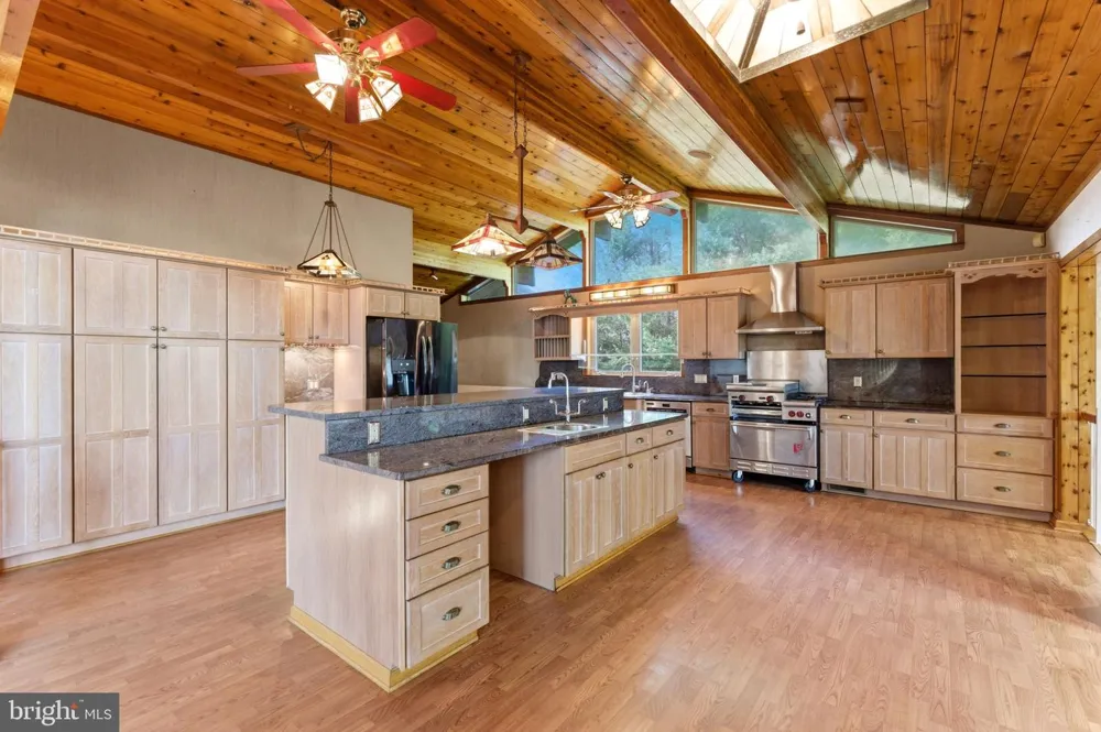 2 DIGIT LANE Bunker Hill, WV 25413