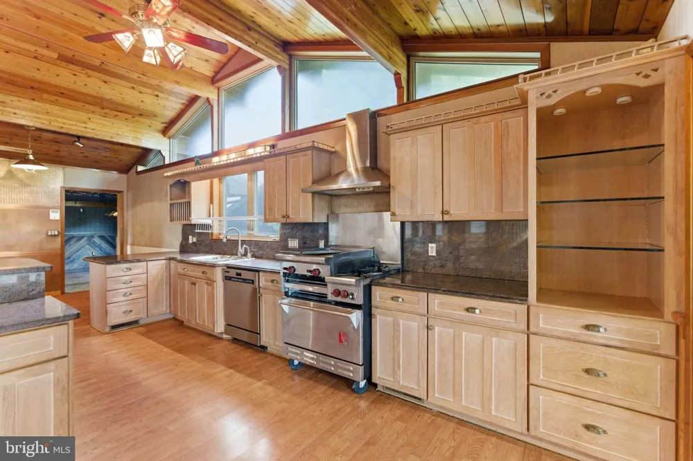 2 DIGIT LANE Bunker Hill, WV 25413