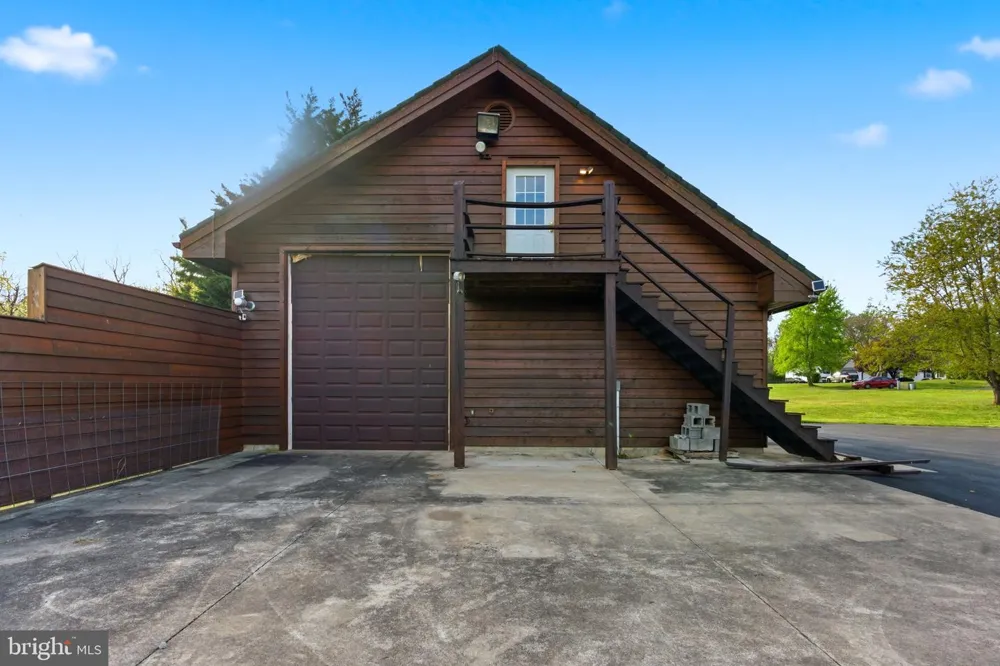 2 DIGIT LANE Bunker Hill, WV 25413