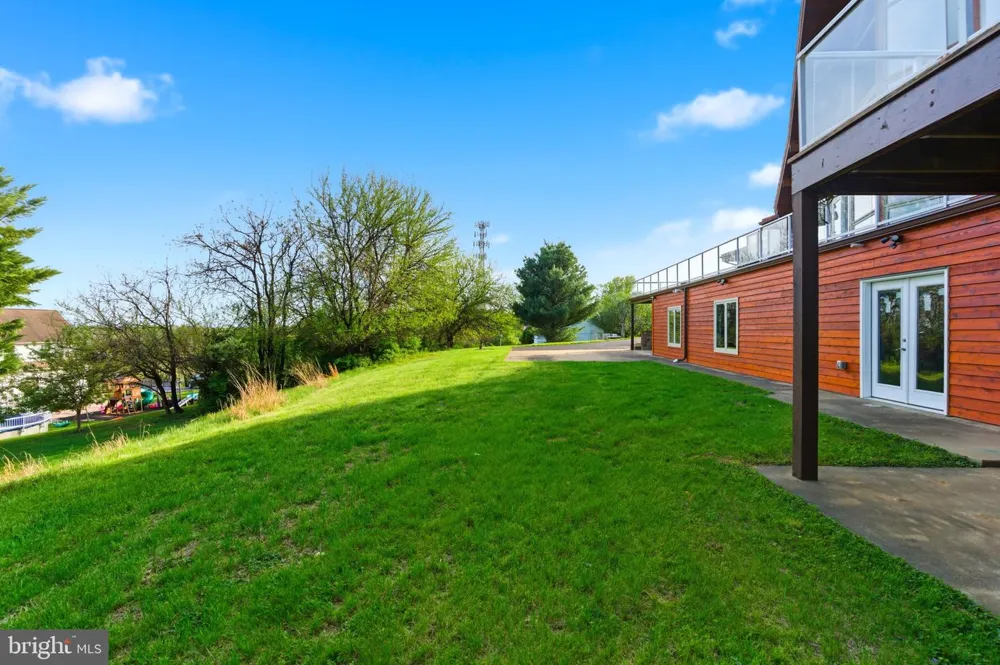2 DIGIT LANE Bunker Hill, WV 25413