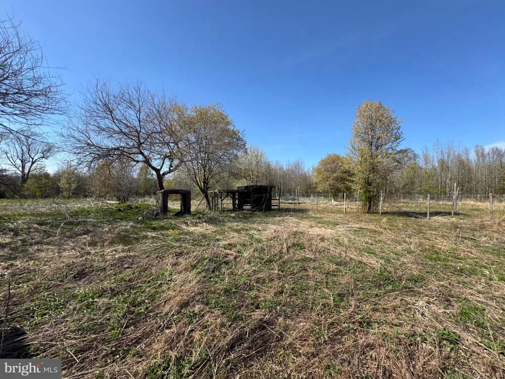 409 RIDGE ROAD Southampton, NJ 08088