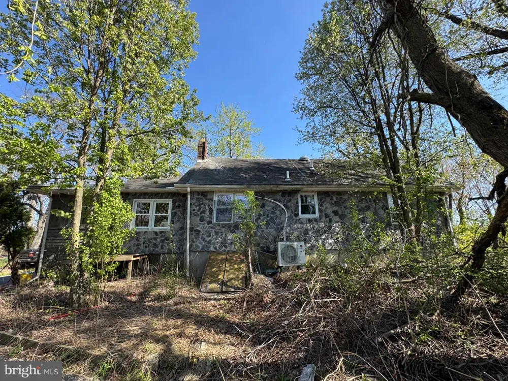 409 RIDGE ROAD Southampton, NJ 08088