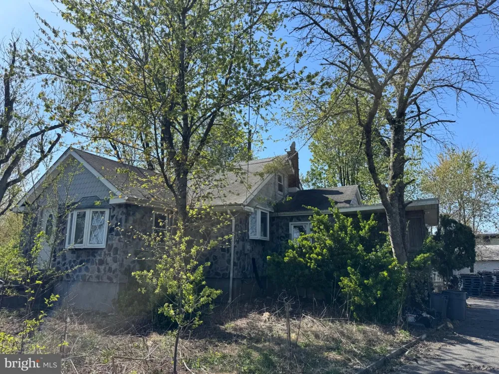 409 RIDGE ROAD Southampton, NJ 08088