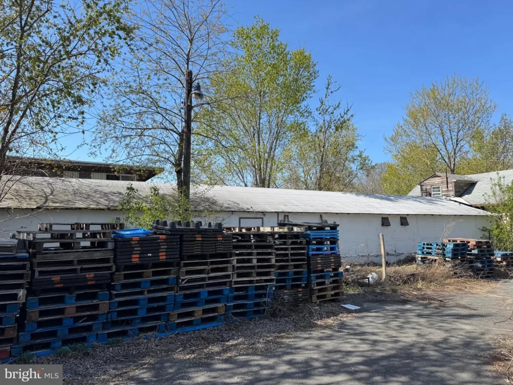 409 RIDGE ROAD Southampton, NJ 08088