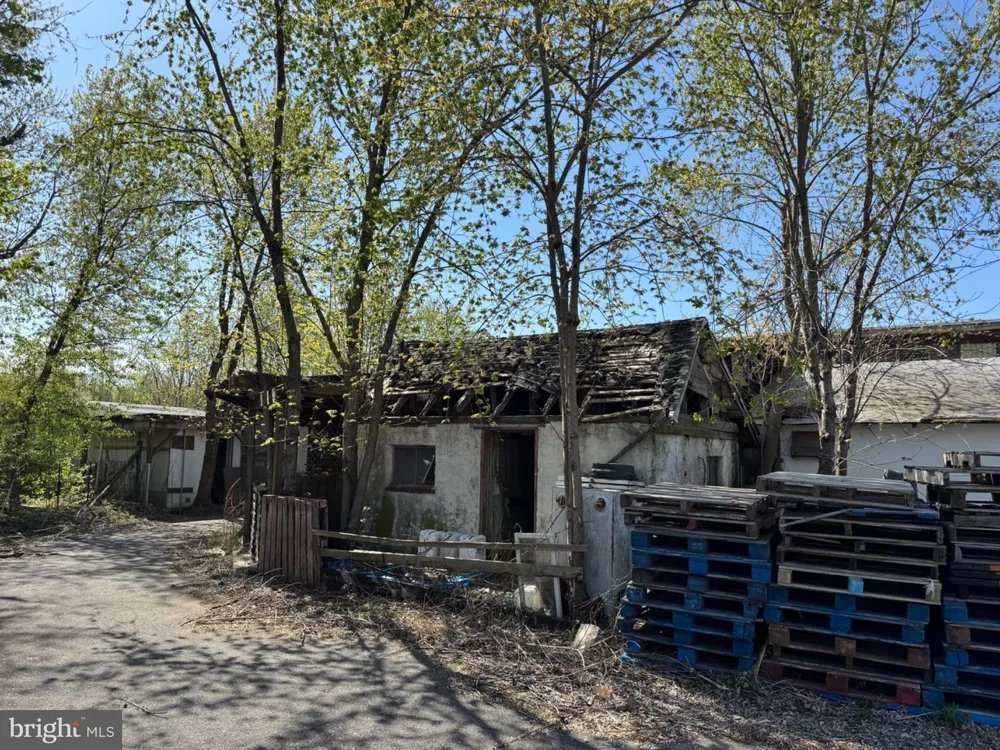 409 RIDGE ROAD Southampton, NJ 08088