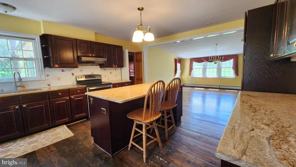 1105 GREEN LANE ROAD Malvern, PA 19355