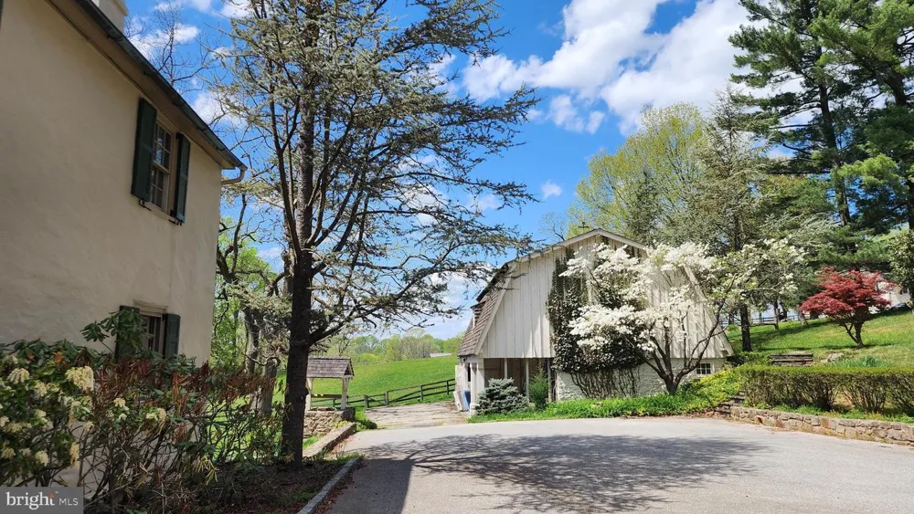 1105 GREEN LANE ROAD Malvern, PA 19355
