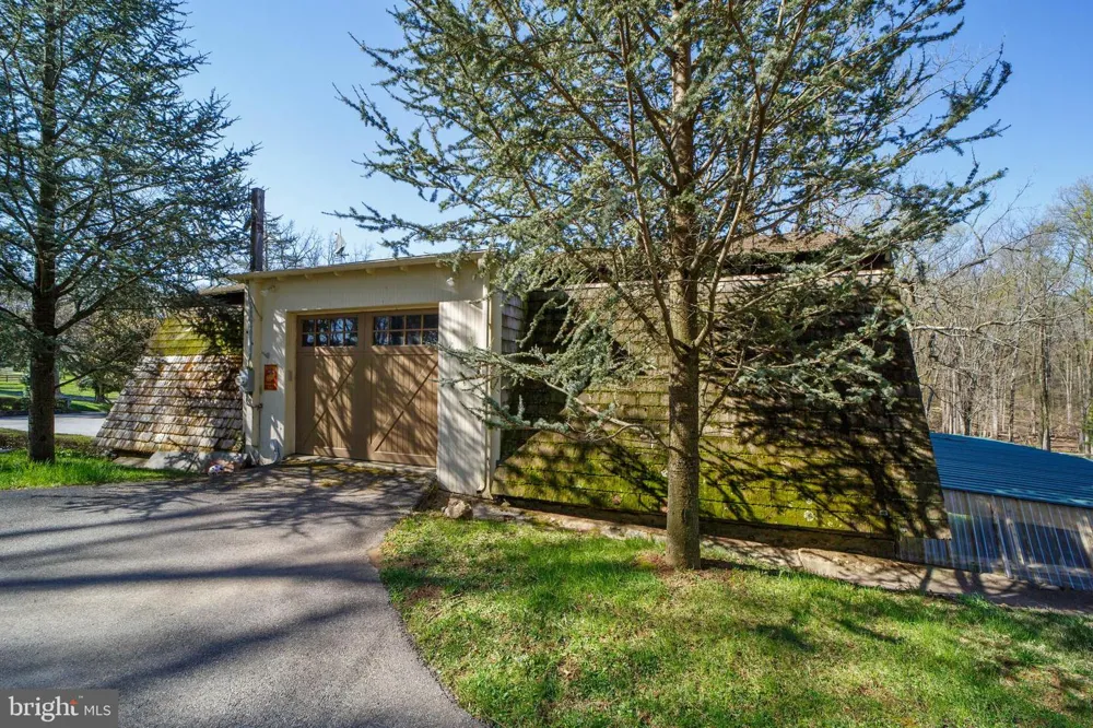 1105 GREEN LANE ROAD Malvern, PA 19355