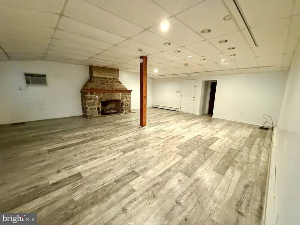 145 SPRING VALLEY ROAD Muhlenberg Township, PA 19605