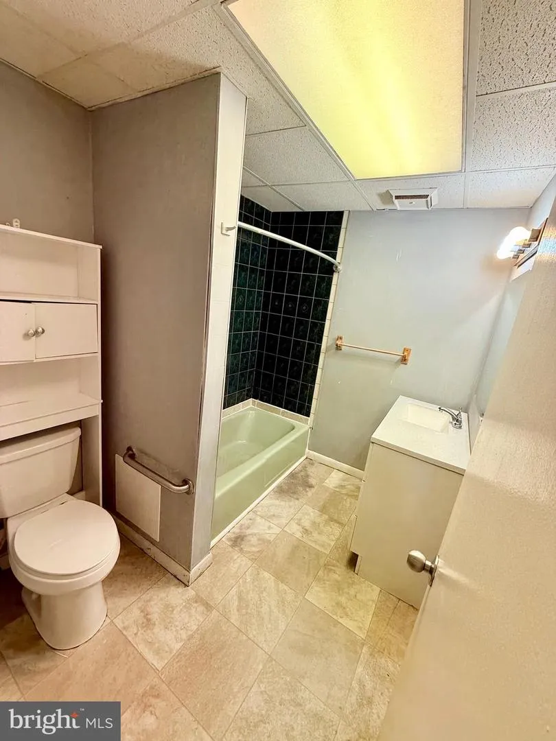 145 SPRING VALLEY ROAD Muhlenberg Township, PA 19605