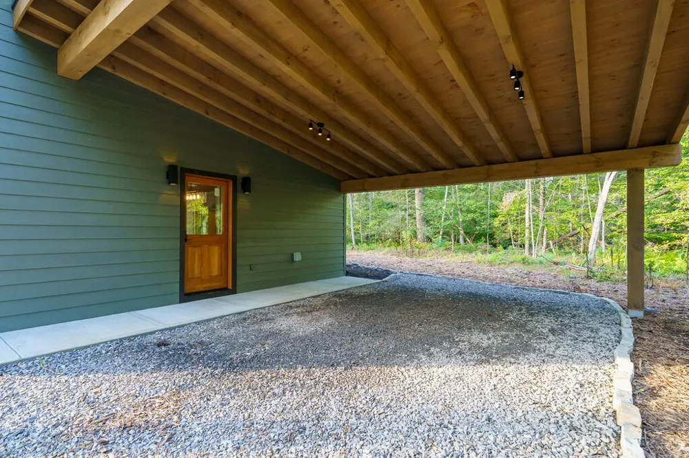 561 Woodland Trail Epworth, GA 30541