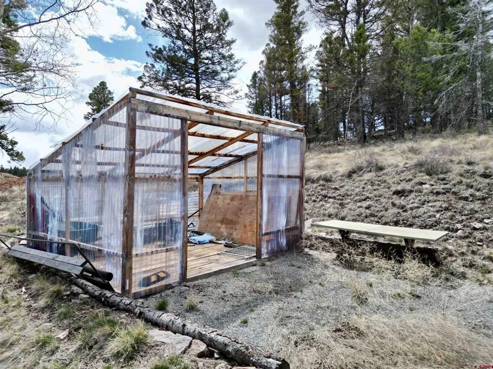 6001 County Road 25 Powderhorn, CO 81243