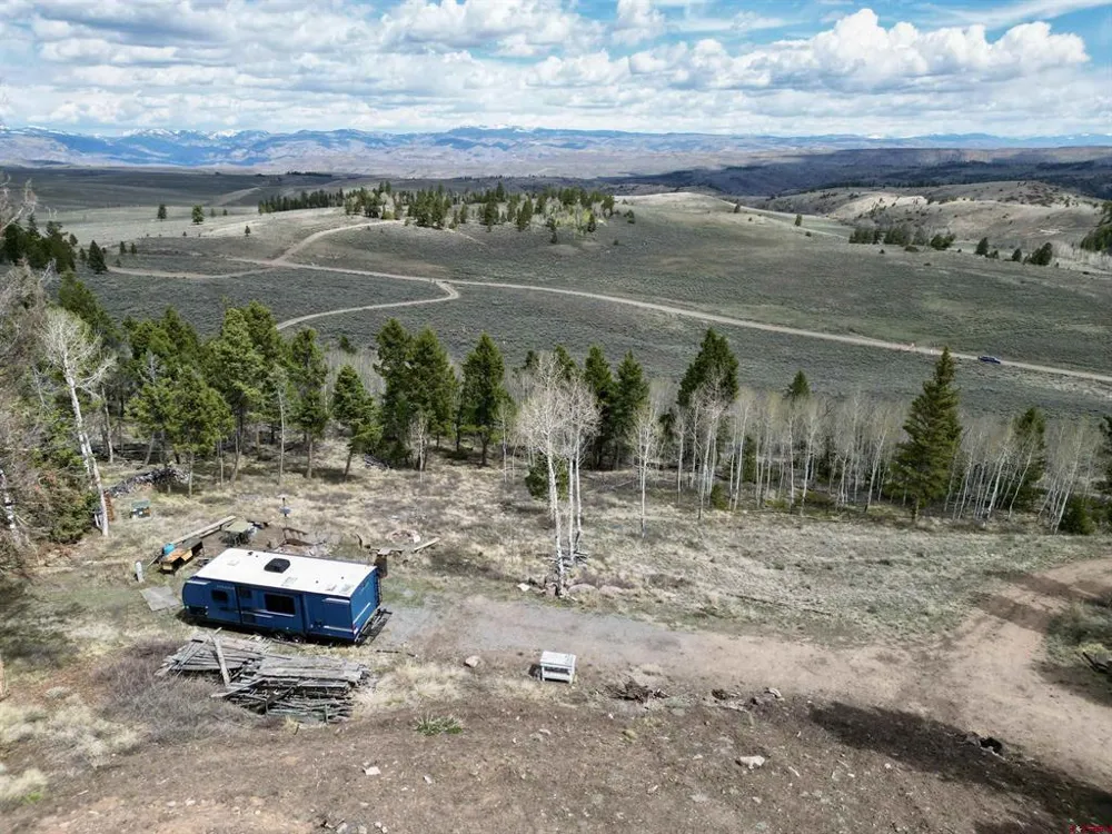 6001 County Road 25 Powderhorn, CO 81243