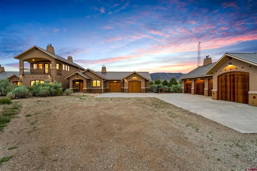 16996 County Road 28 Sanford, CO 81151