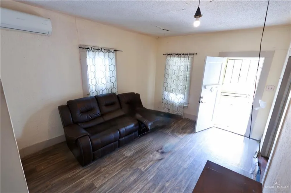 1027 Recio Street San Antonio, TX 78225