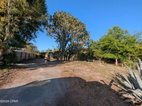 2334 Grand Oaks Lane