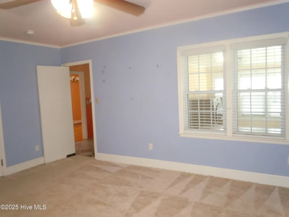 110 E Bell Street Tabor City, NC 28463