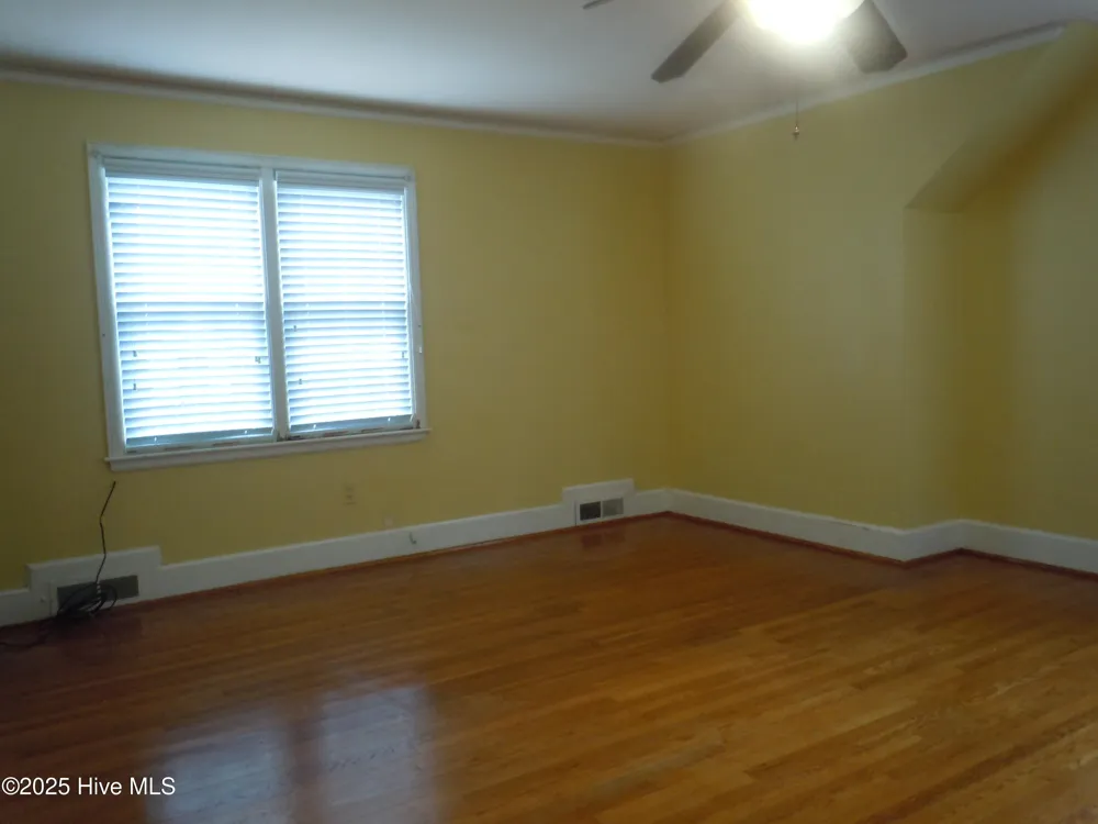 110 E Bell Street Tabor City, NC 28463