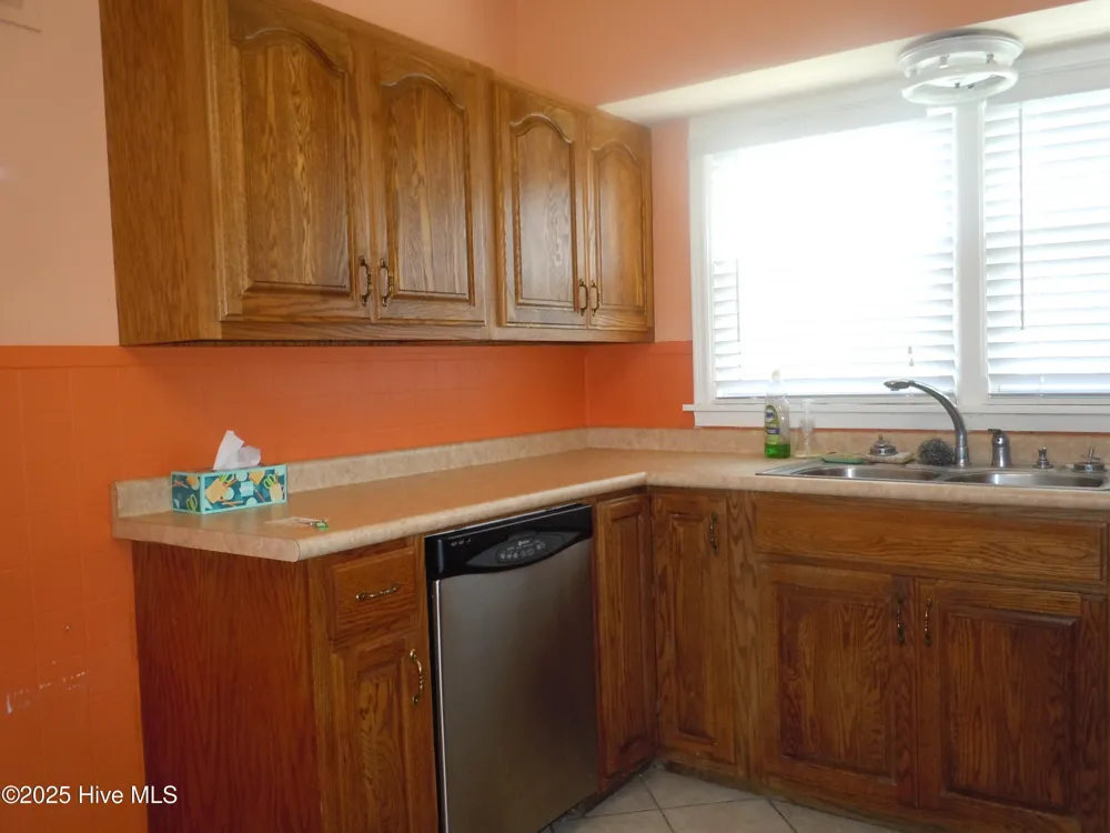 110 E Bell Street Tabor City, NC 28463