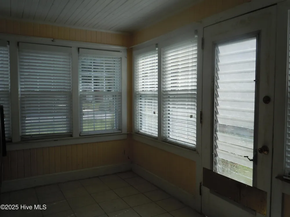 110 E Bell Street Tabor City, NC 28463